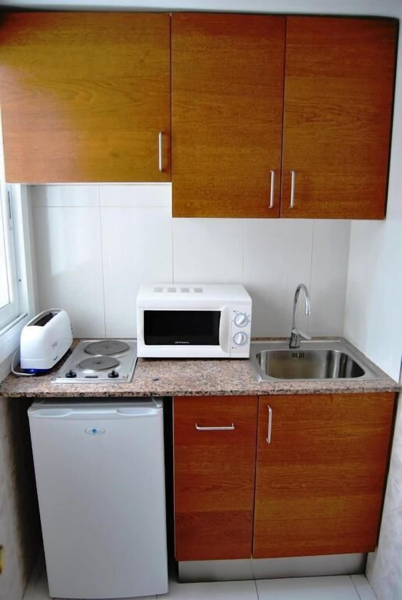 Apartaments Ar Enjoy Monjardi Льорет-де-Мар Экстерьер фото