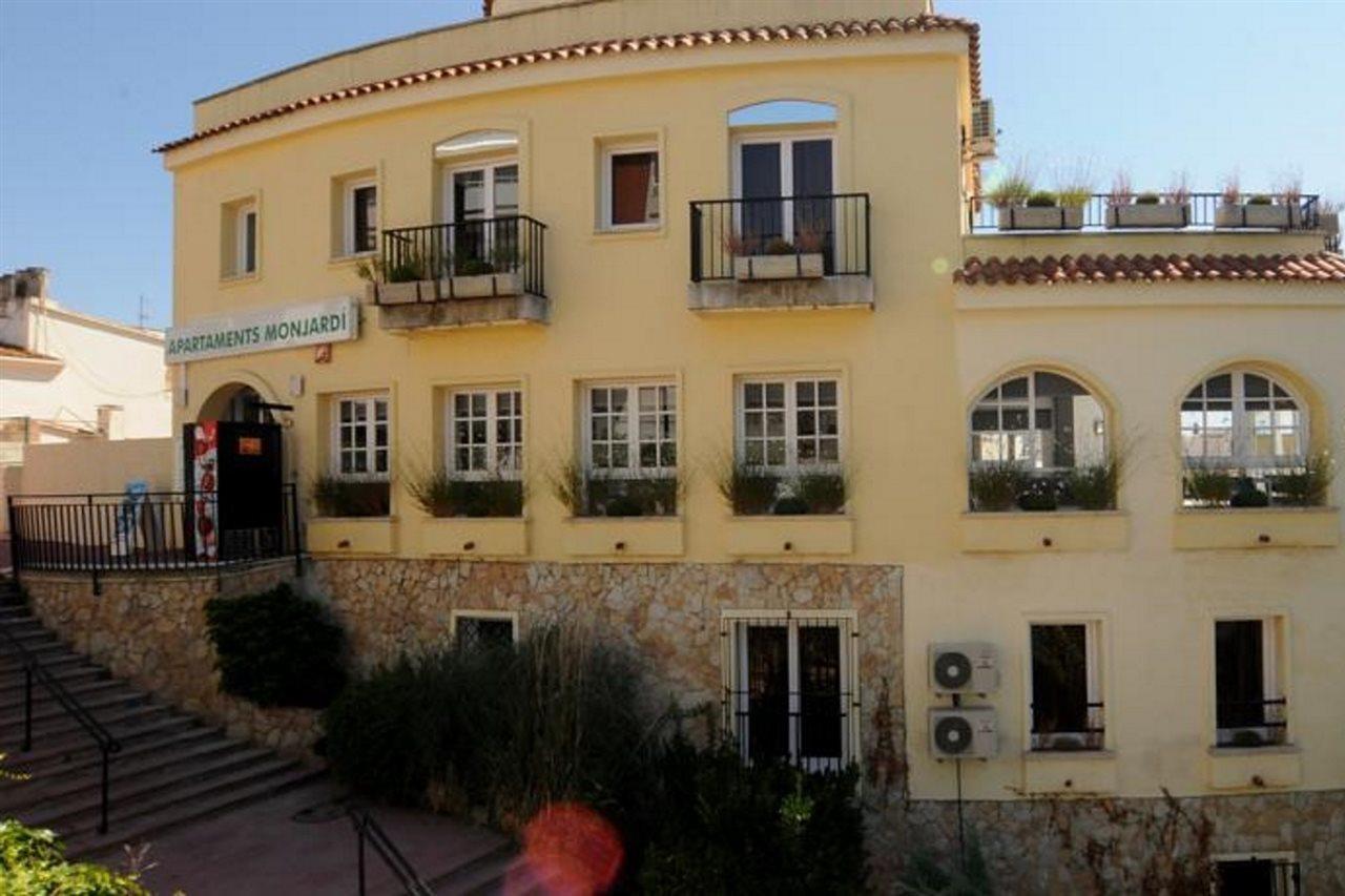 Apartaments Ar Enjoy Monjardi Льорет-де-Мар Экстерьер фото