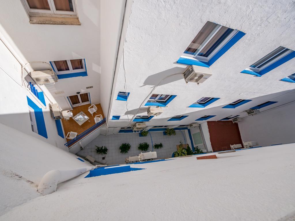 Apartaments Ar Enjoy Monjardi Льорет-де-Мар Экстерьер фото