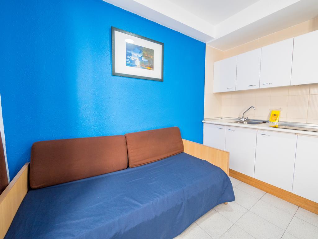Apartaments Ar Enjoy Monjardi Льорет-де-Мар Экстерьер фото