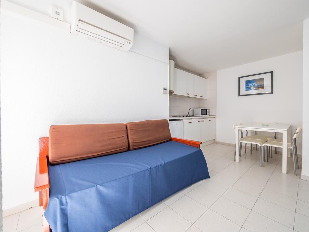 Apartaments Ar Enjoy Monjardi Льорет-де-Мар Экстерьер фото