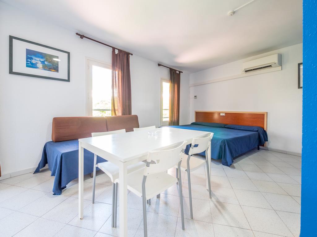 Apartaments Ar Enjoy Monjardi Льорет-де-Мар Экстерьер фото