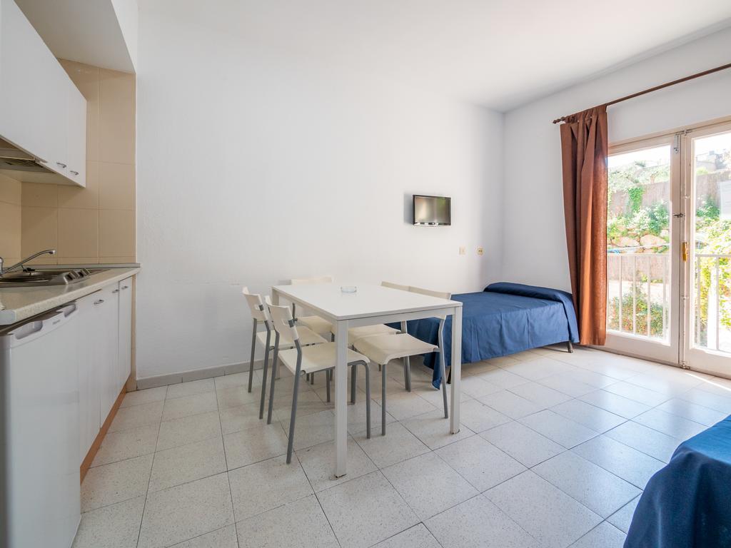 Apartaments Ar Enjoy Monjardi Льорет-де-Мар Экстерьер фото