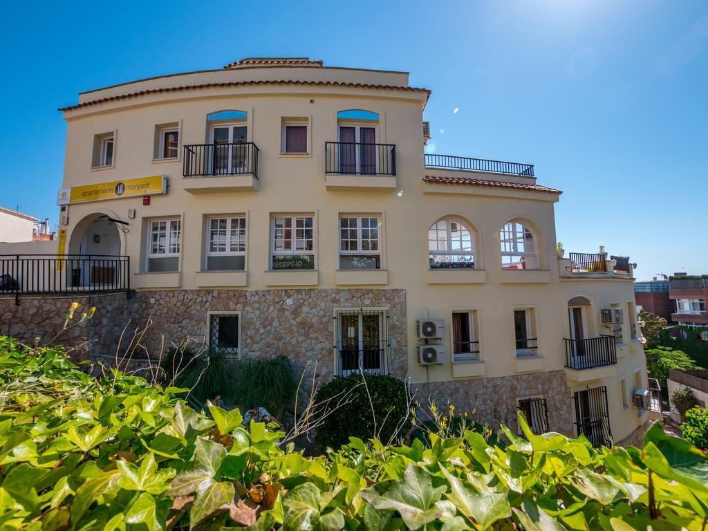Apartaments Ar Enjoy Monjardi Льорет-де-Мар Экстерьер фото