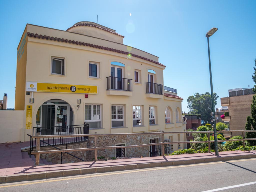 Apartaments Ar Enjoy Monjardi Льорет-де-Мар Экстерьер фото